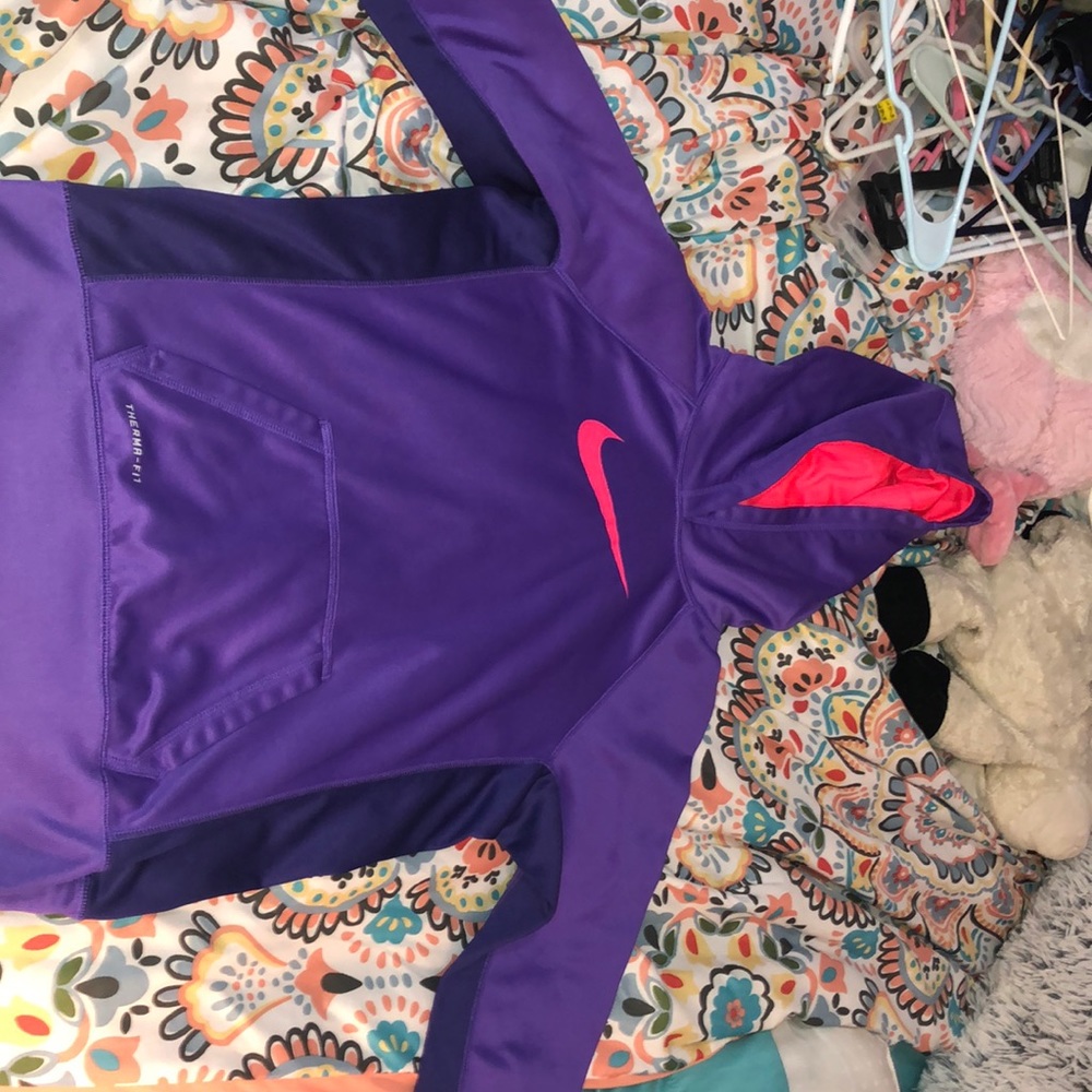Nike hoodie